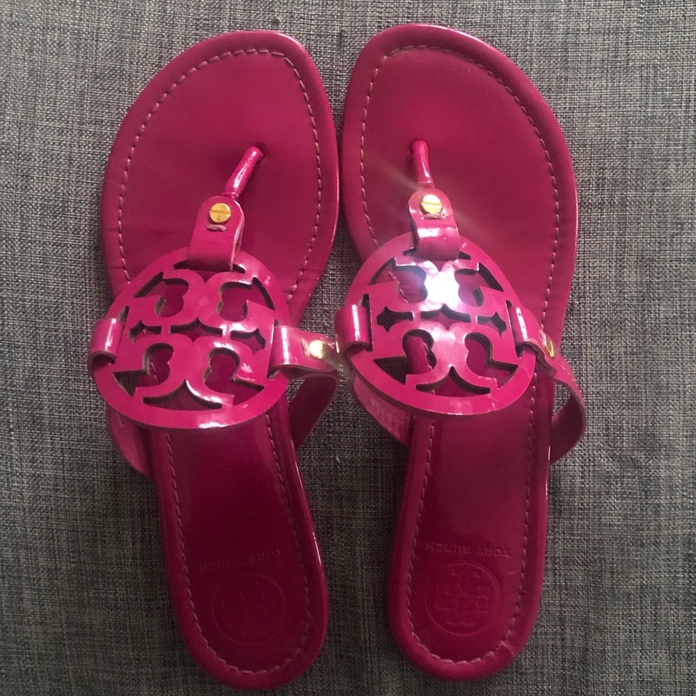 Tory Burch Miller sandal magenta patent leather